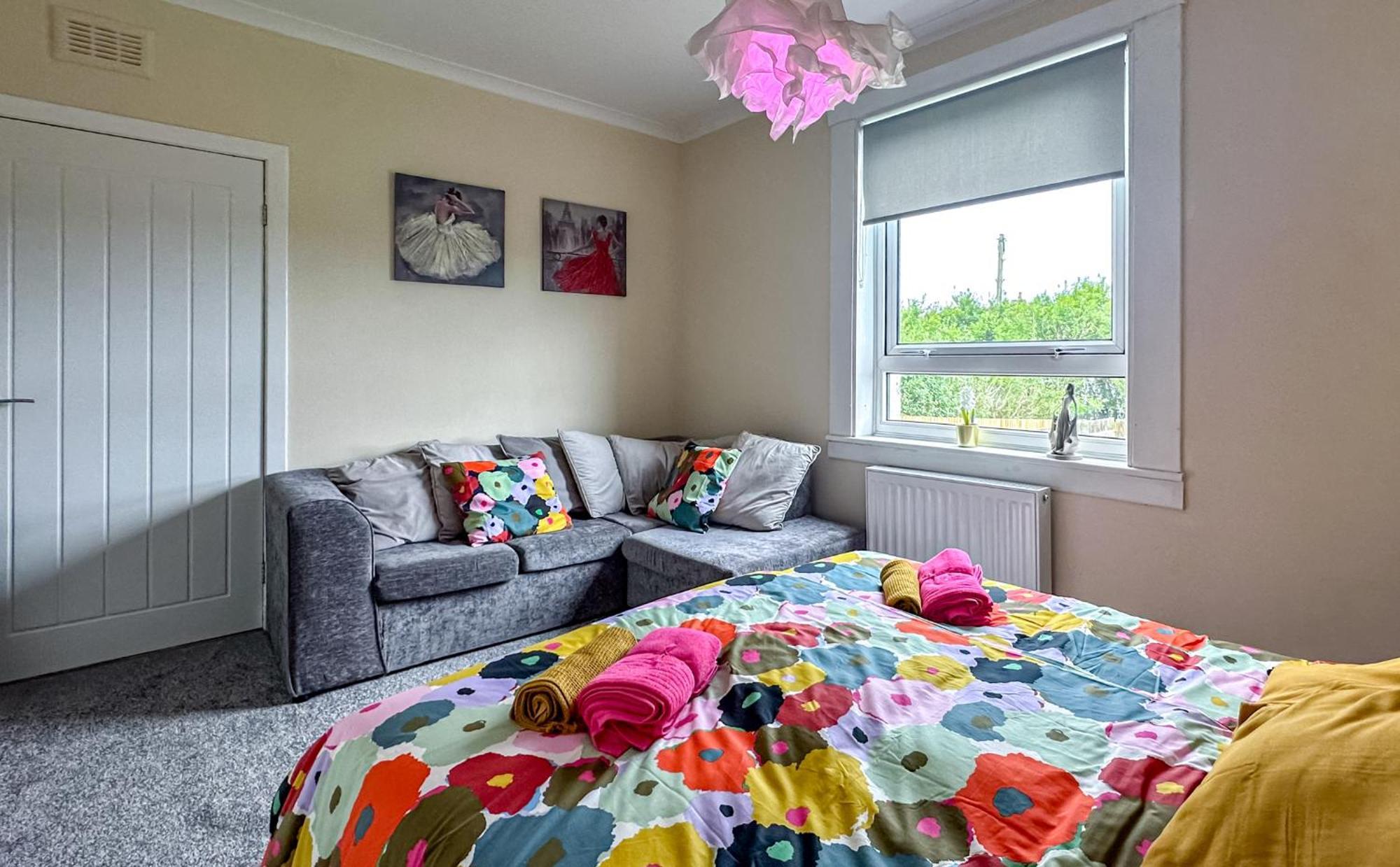 Holiday home Colourful Life-house Near Glasgow Clydebank