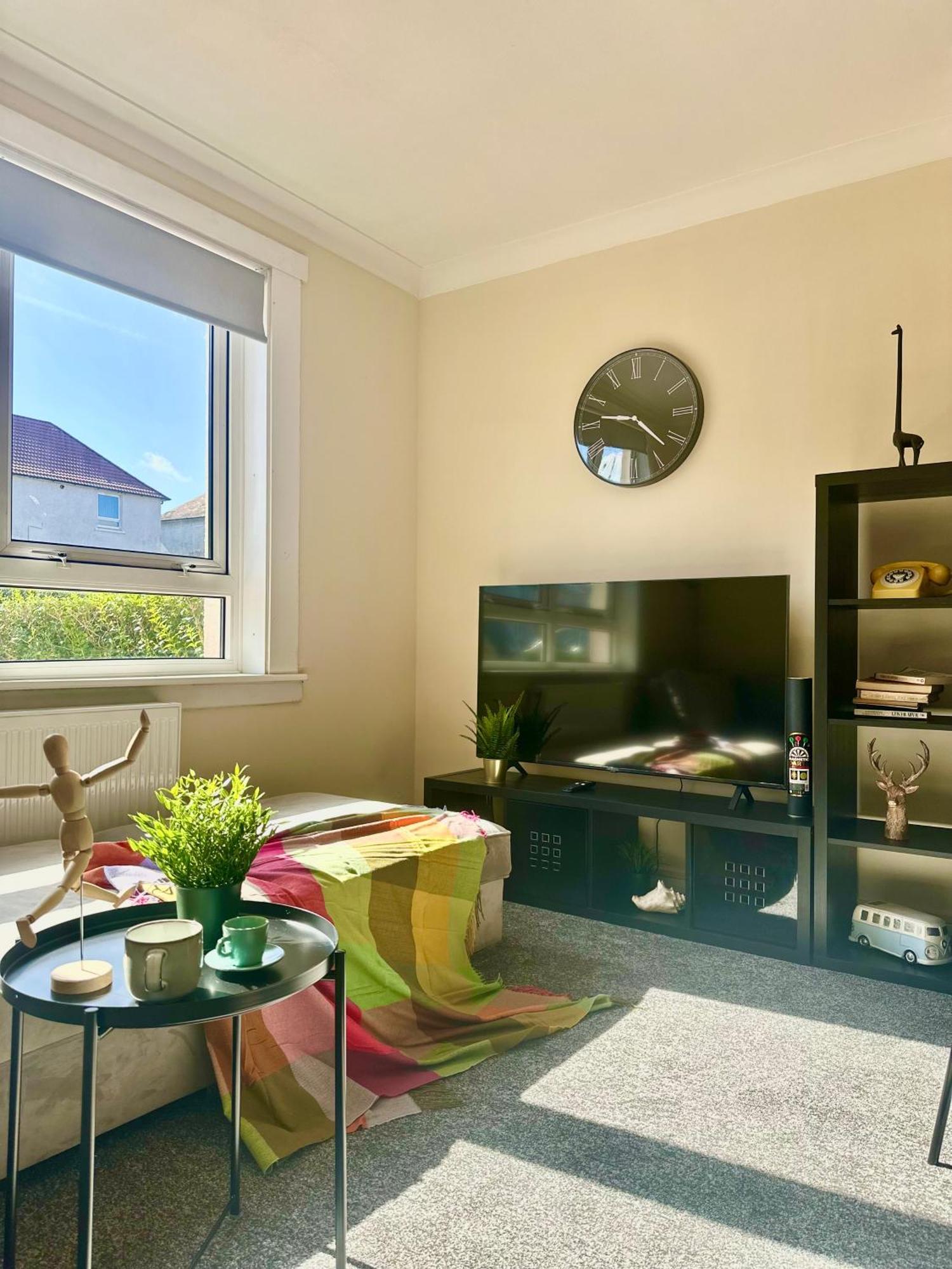 Holiday home Colourful Life-house Near Glasgow Clydebank